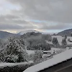 Alpenglück Apartamento *