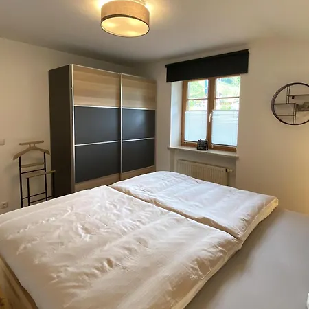 Alpenglueck Apartamento *